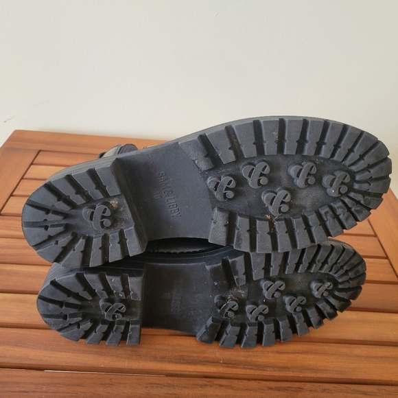 Sam & Libby Black Lug Sole Booties Size 10 - Picture 6 of 6